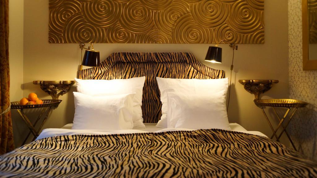 Dwor Giemzow Hotel - Autostrada A1 وودج المظهر الخارجي الصورة